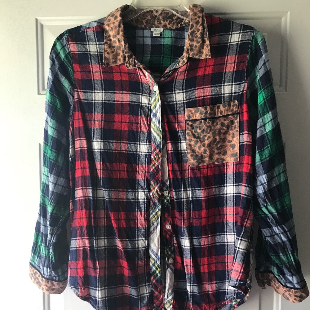 Aerie Mixed Plaid with Leopard Flannel Top - Size L